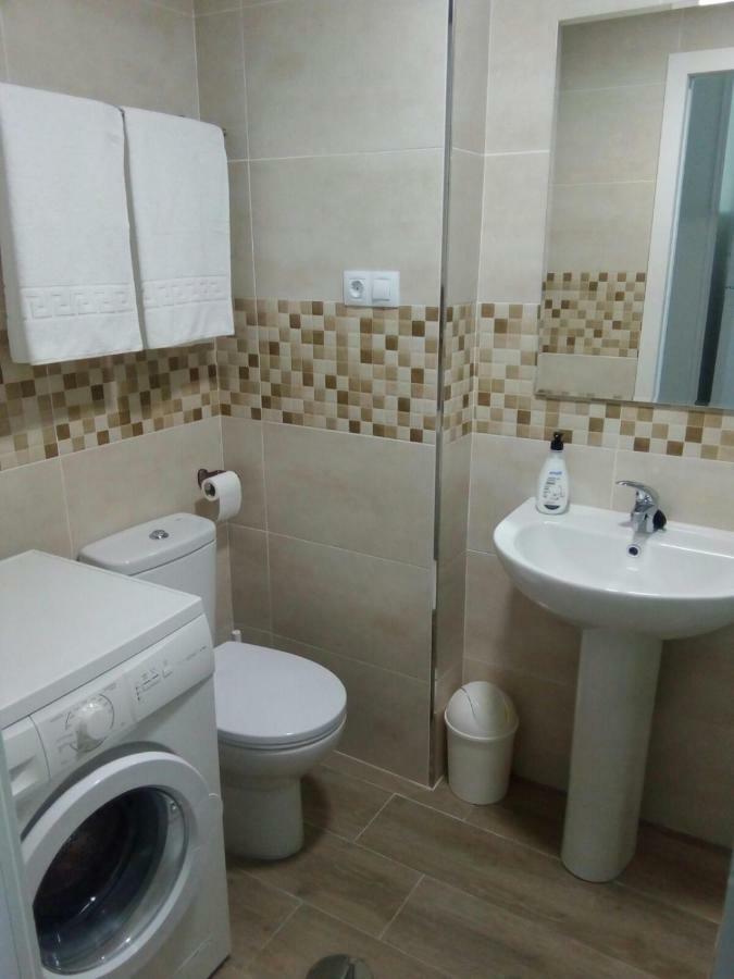 Nuevo Roca Chica, Primera Linea Playa,Torremolinos Bagian luar foto