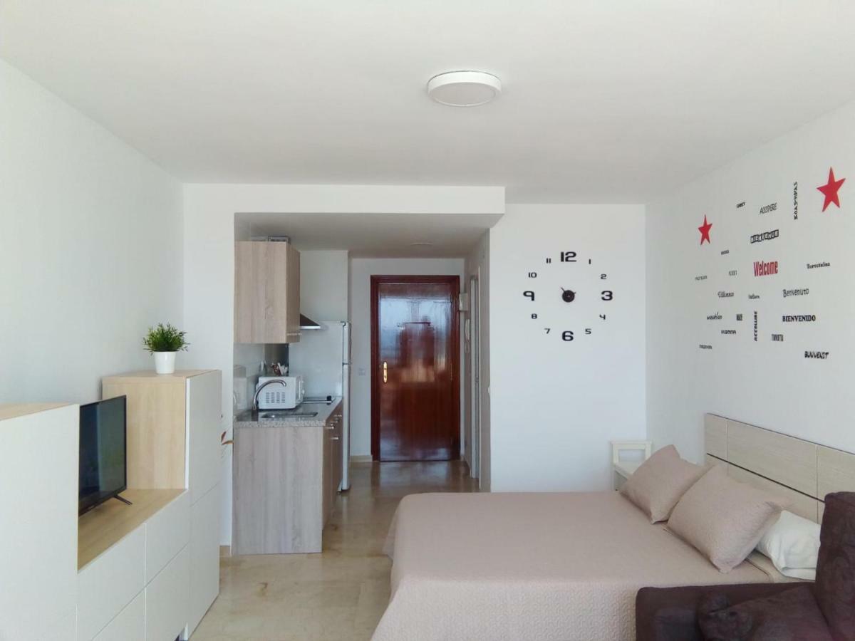Nuevo Roca Chica, Primera Linea Playa,Torremolinos Bagian luar foto